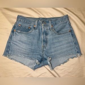 Women’s Levis 501 Shorts
